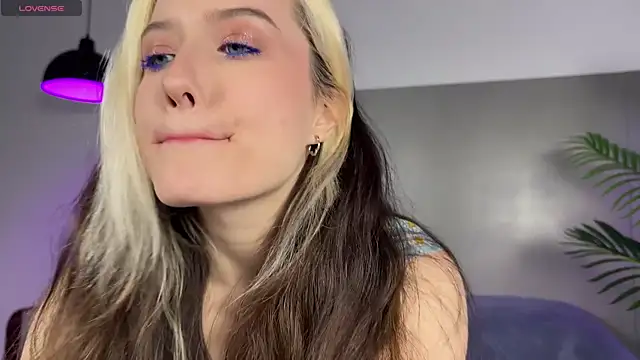  blowjob queen online show from July 20, 2026, 8:11 pm