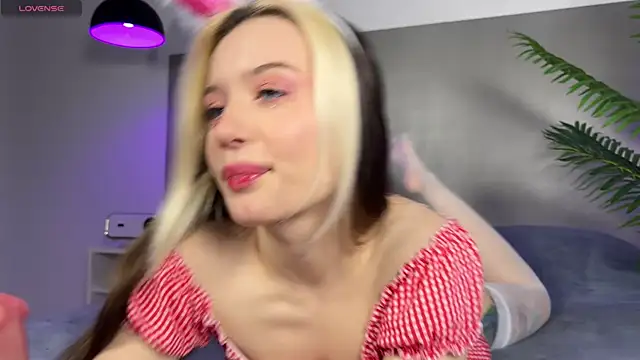  blowjob queen online show from July 10, 2026, 9:37 pm
