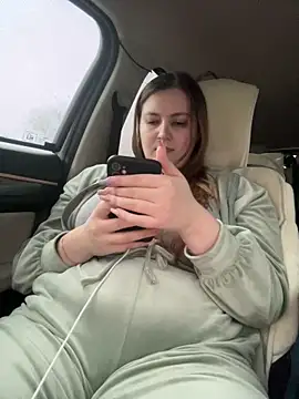 Snapshot of CandyShoopp chatting on March 16, 2025, 2:00 pm CandyShoopp online show from March 16, 2025, 2:00 pm