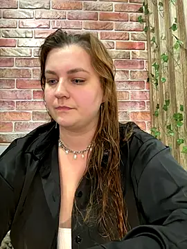 Snapshot of CandyShoopp chatting on October 28, 2025, 6:18 pm CandyShoopp online show from October 28, 2025, 6:18 pm