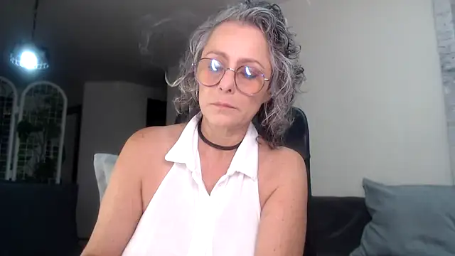 Pinkboobie online show from February 17, 2025, 2:38 pm