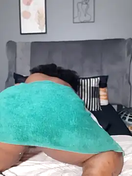 PearlSexxy69 online show from October 5, 2025, 11:17 pm