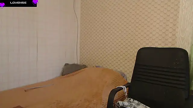 Janiffer MiMi online show from March 27, 2026, 2:18 pm