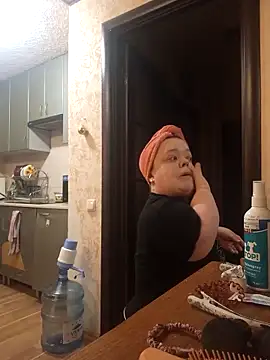 Janiffer MiMi online show from March 19, 2025, 3:51 pm