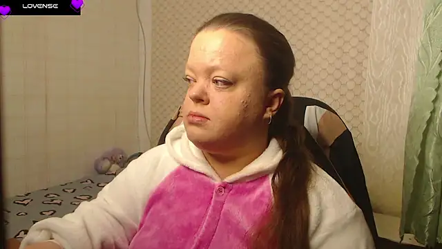 Janiffer MiMi online show from January 15, 2026, 5:49 pm