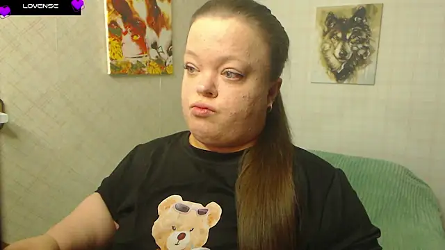 Janiffer MiMi online show from September 17, 2025, 3:47 pm