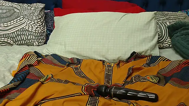 Snapshot of BADFATASS85 chatting on November 29, 2025, 4:29 pm BADFATASS85 online show from November 29, 2025, 4:29 pm