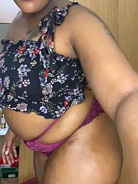 Snapshot of BADFATASS85 chatting on December 19, 2025, 4:09 pm BADFATASS85 online show from December 19, 2025, 4:09 pm