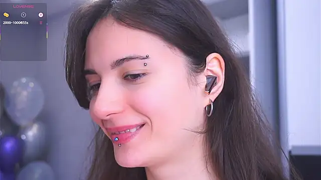 Holla Molly online show from March 23, 2026, 6:02 am