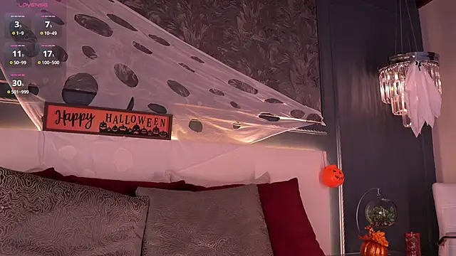 evamoretti online show from October 30, 2025, 12:09 am