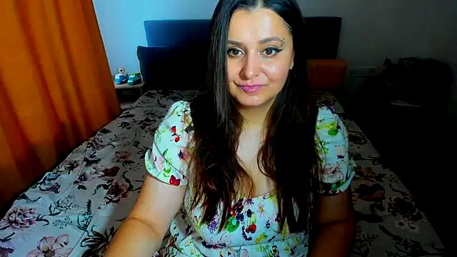 pinupmod online show from December 18, 2025, 1:48 pm