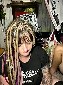 1-800-FUCKYOU online show from September 28, 2025, 7:26 am