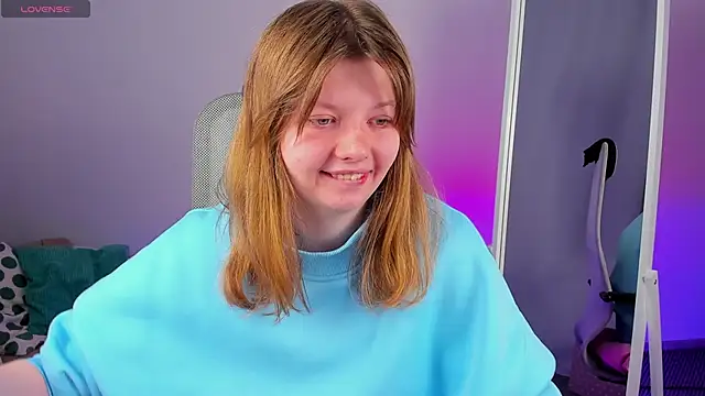 Vivian cutie online show from March 5, 2025, 3:29 pm