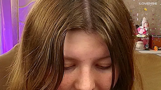 Vivian cutie online show from September 26, 2025, 2:46 pm