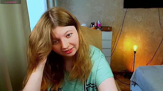 Vivian cutie online show from September 13, 2025, 10:37 am