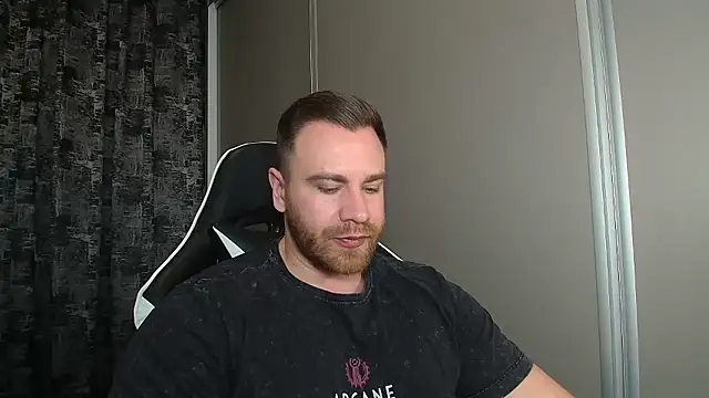 Thori92 online show from January 7, 2026, 4:23 pm