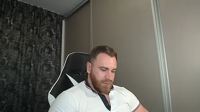 Thori92 online show from March 22, 2025, 9:31 pm