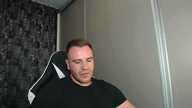 Thori92 online show from September 26, 2025, 5:09 pm