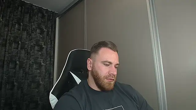 Thori92 online show from March 19, 2025, 7:49 pm