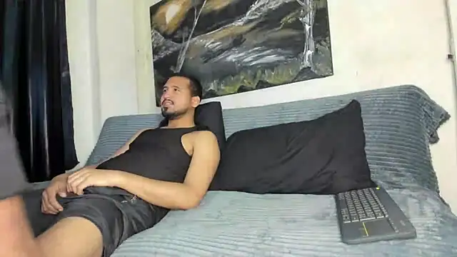 sweatyhairypig23 online show from December 19, 2025, 2:59 am