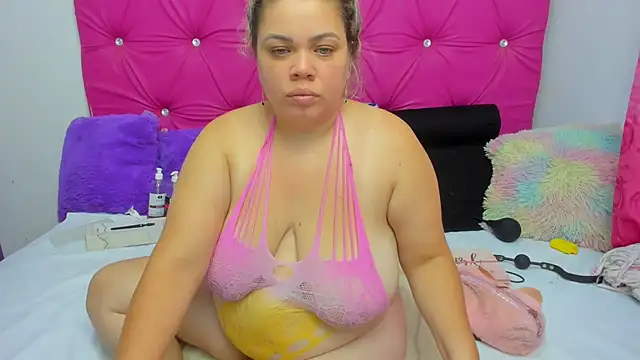 Snapshot of VivianPorto chatting on July 3, 2026, 9:21 pm VivianPorto online show from July 3, 2026, 9:21 pm