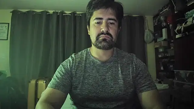 VonDoomdelToro online show from May 25, 2026, 6:45 am