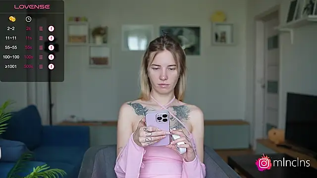 melanielwithu online show from September 18, 2025, 12:08 pm