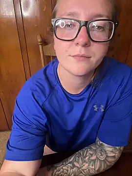 Lizzyloo online show from October 24, 2025, 1:15 am