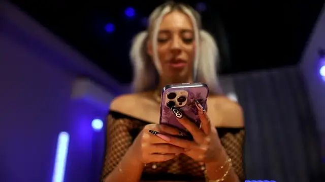 mandypeas online show from October 3, 2025, 6:59 am