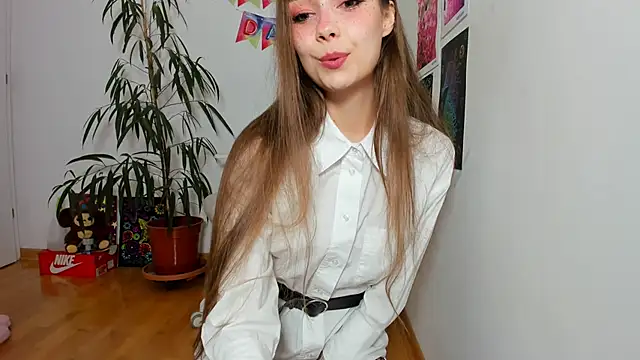 Michelle Melnss online show from March 2, 2025, 10:45 pm