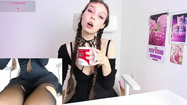 Michelle Melnss online show from April 18, 2026, 9:37 pm