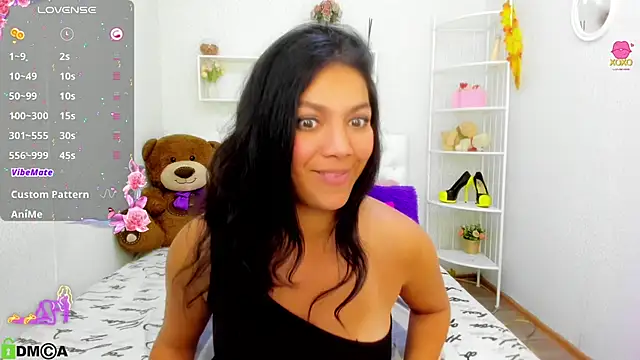 Mollywell online show from September 26, 2025, 8:21 am