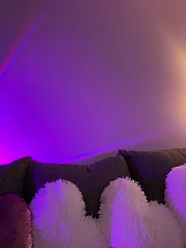 BarbieXs online show from February 24, 2025, 3:42 pm