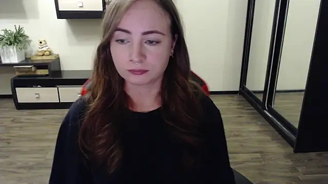 Laralianna online show from September 20, 2025, 2:33 pm