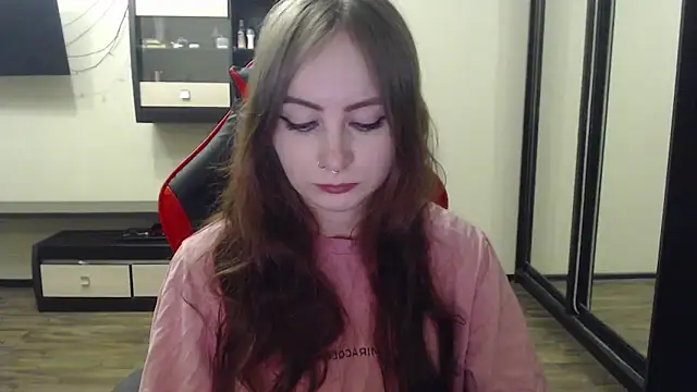 Laralianna online show from February 22, 2025, 4:51 pm