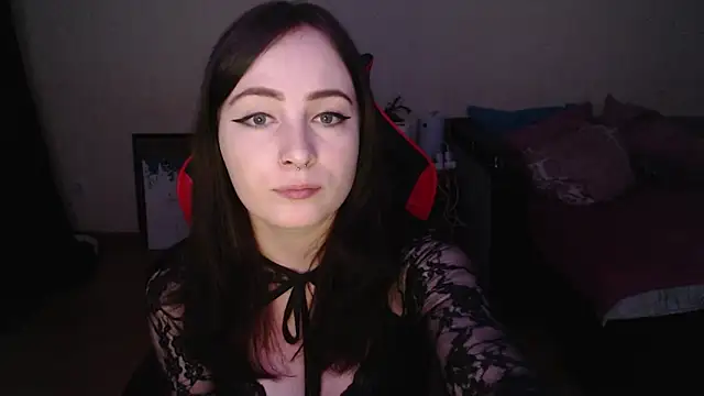 Laralianna online show from January 6, 2026, 3:54 am