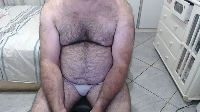 MysterBearMG online show from April 4, 2026, 12:28 am