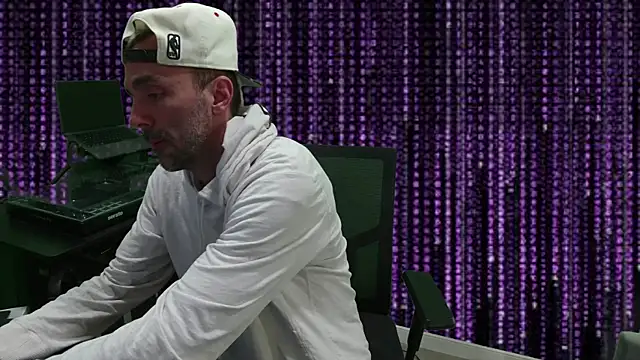 kuruptxxx live online show from March 11, 2025, 6:19 pm