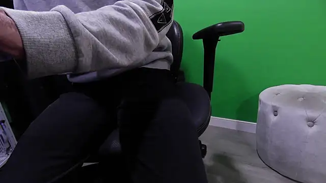 kuruptxxx live online show from September 17, 2025, 6:32 pm