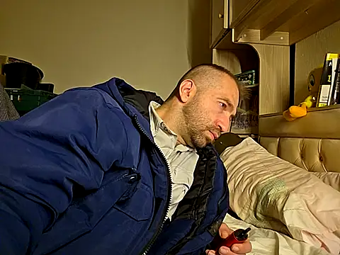 theSmallest-dick online show from October 4, 2025, 7:37 pm