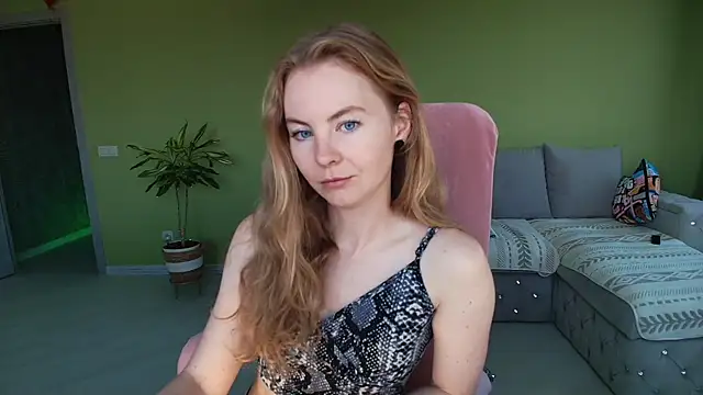 Cuddle Cat online show from June 22, 2026, 4:53 am