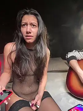 Snapshot of Kiscsillagg chatting on March 6, 2025, 8:59 pm Kiscsillagg online show from March 6, 2025, 8:59 pm