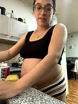 Ninnfa online show from September 19, 2025, 2:21 pm