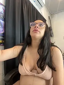 Ninnfa online show from October 10, 2025, 10:54 pm