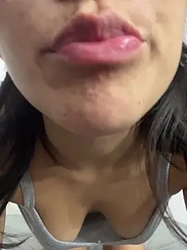 Ninnfa online show from February 28, 2025, 3:26 pm