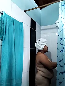 Monseratte21 online show from March 1, 2025, 8:32 pm