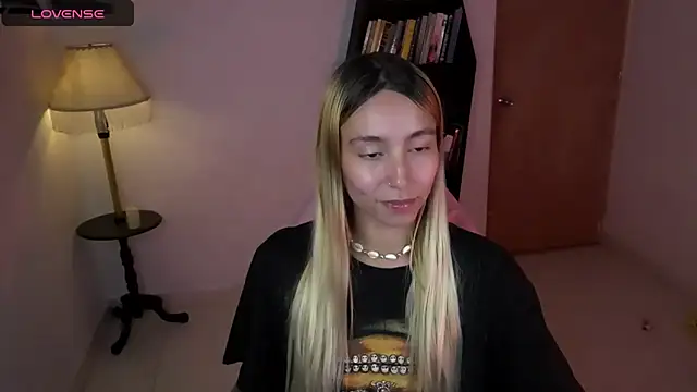 Saucy Jenn online show from January 15, 2026, 3:32 am