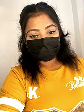  Cute ariana  online show from January 11, 2026, 6:53 am