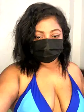  Cute ariana  online show from November 1, 2025, 5:47 am