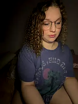 Snapshot of EmmieRae chatting on December 1, 2025, 3:40 am EmmieRae online show from December 1, 2025, 3:40 am